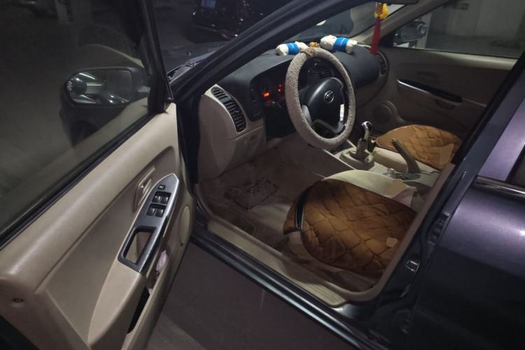Used Soueast V3 Lingyue 2014 1.5L Manual Entry-Level Version Driver Seat