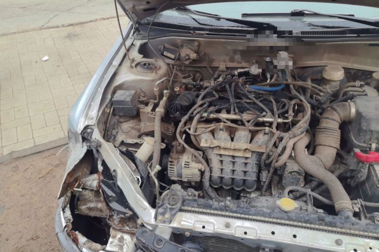 Used Soueast V3 Lingyue 2014 1.5L Manual Entry-Level Version Engine Bay Right