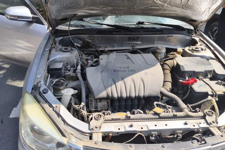 Used Soueast V3 Lingyue 2014 1.5L Manual Entry-Level Version Engine Bay Right