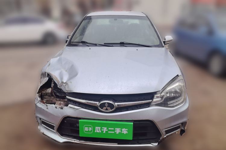 Used Soueast V3 Lingyue 2014 1.5L Manual Entry-Level Version Front