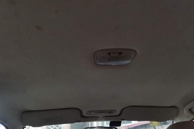 Used Soueast V3 Lingyue 2014 1.5L Manual Entry-Level Version Headliner