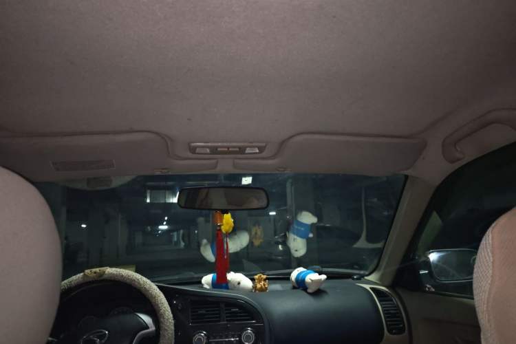 Used Soueast V3 Lingyue 2014 1.5L Manual Entry-Level Version Headliner