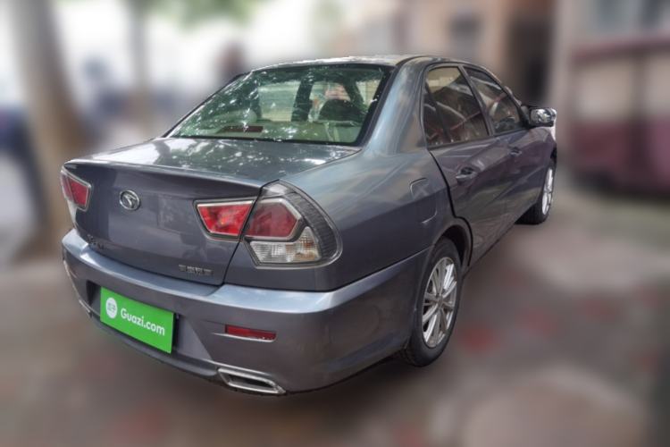 Used Soueast V3 Lingyue 2014 1.5L Manual Entry-Level Version Rear Right 45 Deg