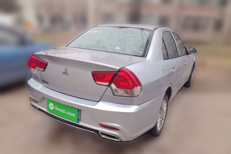 Used Soueast V3 Lingyue 2014 1.5L Manual Entry-Level Version Rear Right 45 Deg