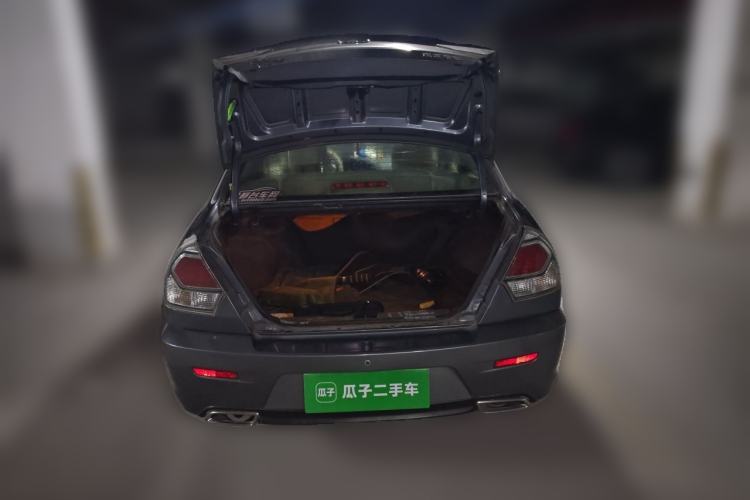 Used Soueast V3 Lingyue 2014 1.5L Manual Entry-Level Version Trunk