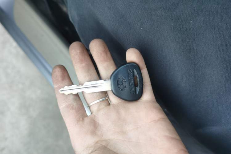 Used Soueast V3 Lingyue 2014 1.5L Manual Entry-Level Version Vehicle Key