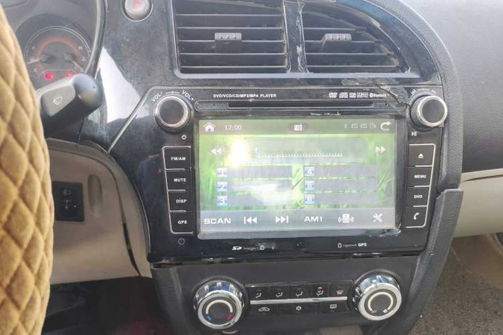 Used Soueast V3 Lingyue 2014 1.5L Manual Smart Edition Audio And AC Panel