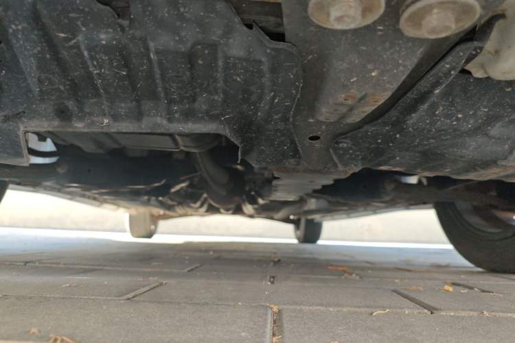 Used Soueast V3 Lingyue 2014 1.5L Manual Style Value Edition Chassis Front