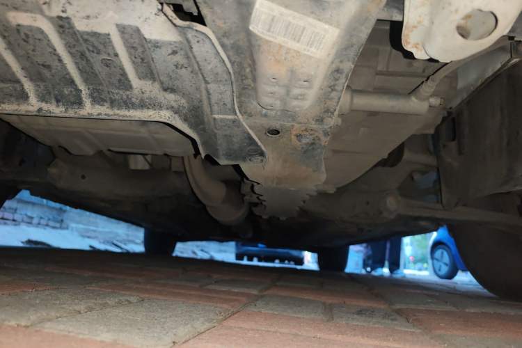 Used Soueast V3 Lingyue 2014 1.5L Manual Entry-Level Version Chassis Front