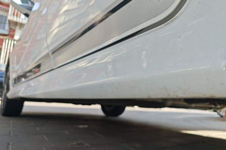 Used Soueast V3 Lingyue 2014 1.5L Manual Style Value Edition Chassis Rear Left