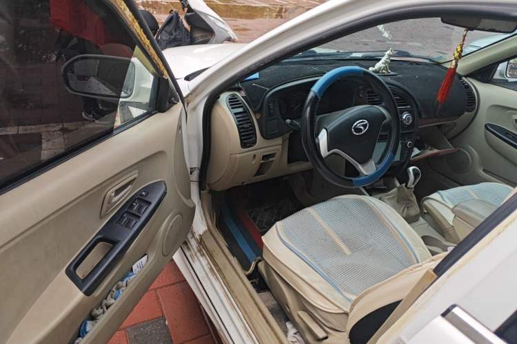 Used Soueast V3 Lingyue 2014 1.5L Manual Entry-Level Version Driver Seat