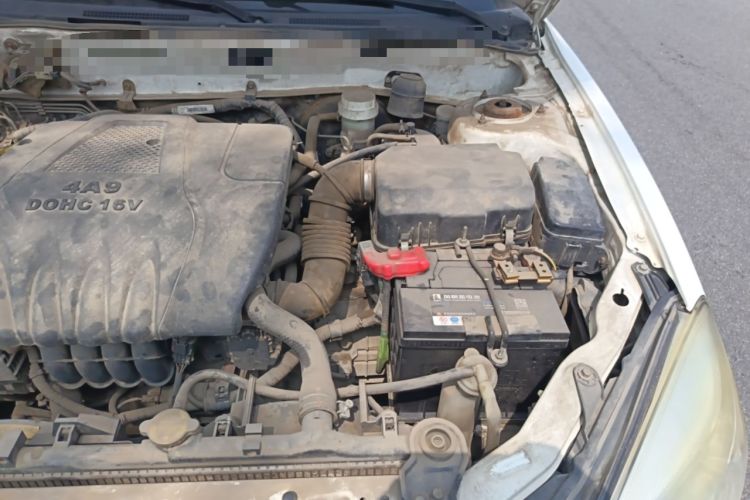 Used Soueast V3 Lingyue 2014 1.5L Manual Smart Edition Engine Bay Left