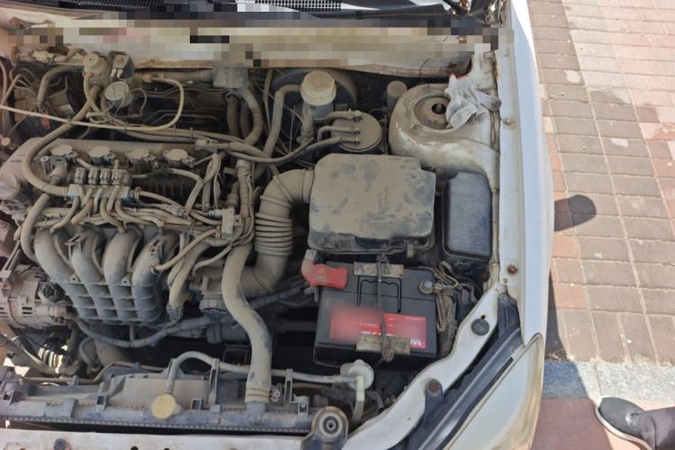 Used Soueast V3 Lingyue 2014 1.5L Manual Smart Edition Engine Bay Left