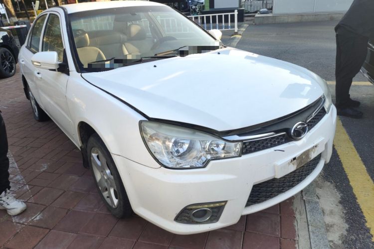 Used Soueast V3 Lingyue 2014 1.5L Manual Smart Edition Front Right 45 Deg