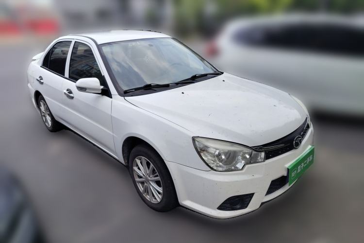 Used Soueast V3 Lingyue 2014 1.5L Manual Entry-Level Version Front Right 45 Deg