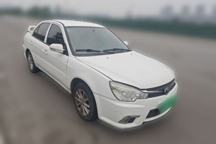 Used Soueast V3 Lingyue 2014 1.5L Manual Entry-Level Version Front Right 45 Deg