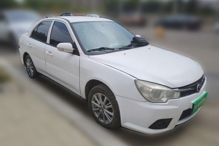 Used Soueast V3 Lingyue 2014 1.5L Manual Smart Edition Front Right 45 Deg