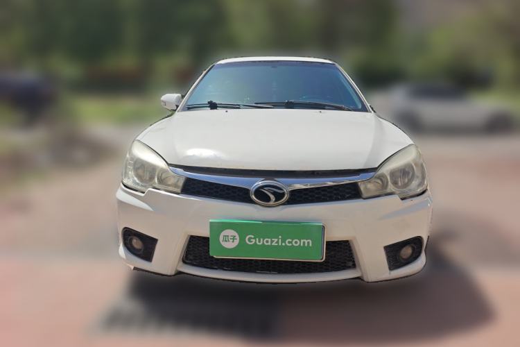 Used Soueast V3 Lingyue 2014 1.5L Manual Smart Edition Front