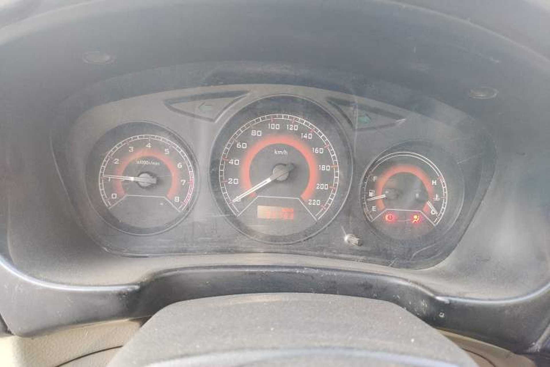 Used Soueast V3 Lingyue 2014 1.5L Manual Smart Edition Instrument Cluster