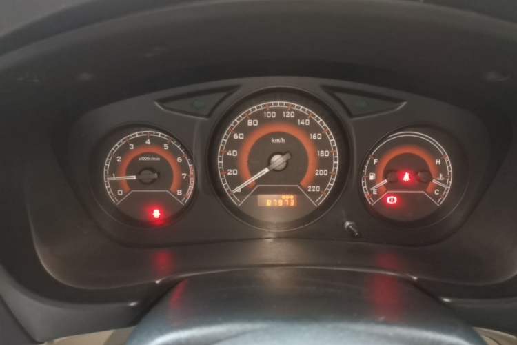 Used Soueast V3 Lingyue 2014 1.5L Manual Entry-Level Version Instrument Cluster