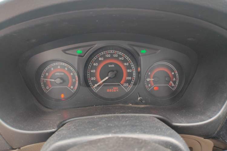Used Soueast V3 Lingyue 2014 1.5L Manual Entry-Level Version Instrument Cluster