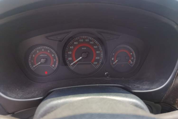 Used Soueast V3 Lingyue 2014 1.5L Manual Style Value Edition Instrument Cluster