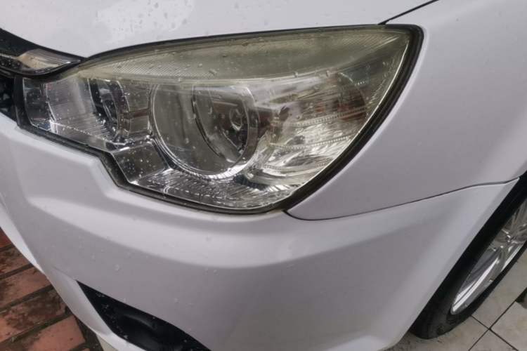 Used Soueast V3 Lingyue 2014 1.5L Manual Entry-Level Version Left Front Headlight