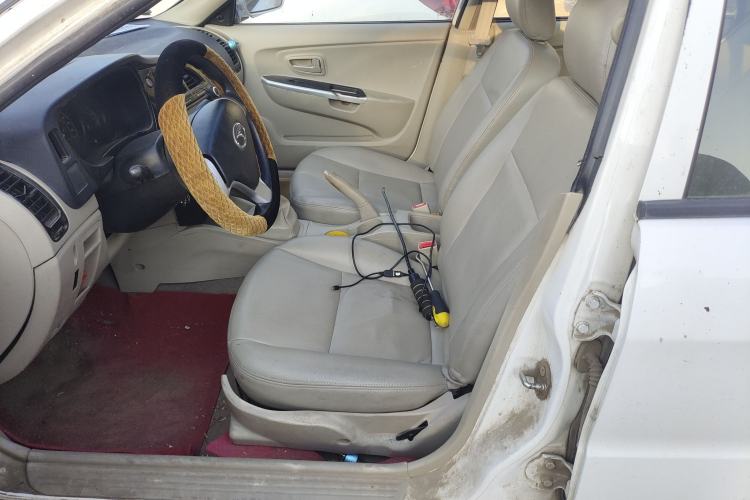 Used Soueast V3 Lingyue 2014 1.5L Manual Smart Edition Left Front Seat
