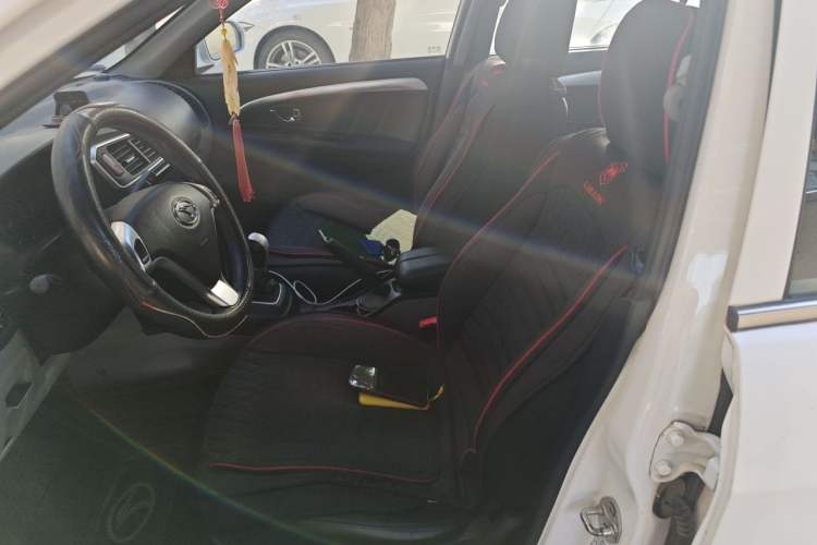 Used Soueast V3 Lingyue 2014 1.5L Manual Style Value Edition Left Front Seat