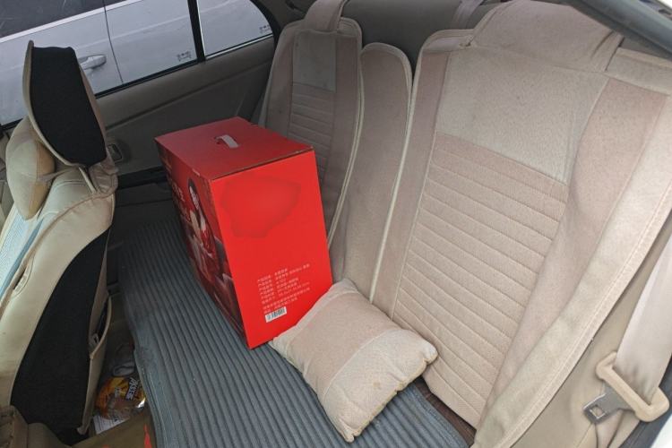 Used Soueast V3 Lingyue 2014 1.5L Manual Entry-Level Version Left Rear Seat