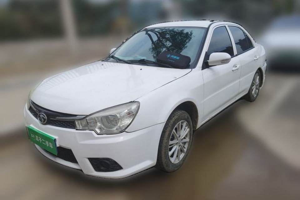 Soueast V3 Lingyue 2014