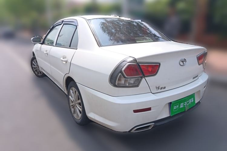 Used Soueast V3 Lingyue 2014 1.5L Manual Smart Edition Rear Left 45 Deg