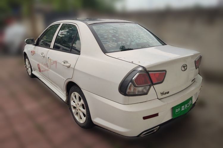 Used Soueast V3 Lingyue 2014 1.5L Manual Entry-Level Version Rear Left 45 Deg