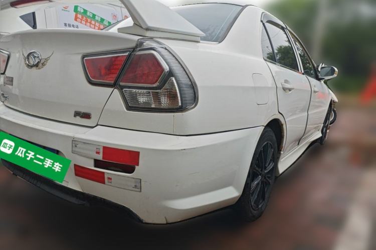 Used Soueast V3 Lingyue 2014 1.5L Manual Entry-Level Version Rear Right 45 Deg