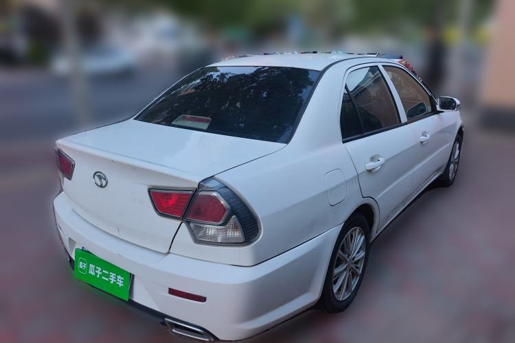 Used Soueast V3 Lingyue 2014 1.5L Manual Entry-Level Version Rear Right 45 Deg