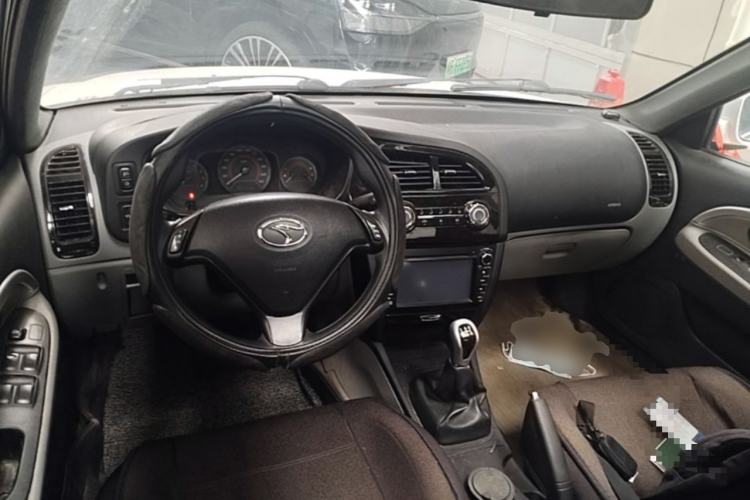 Used Soueast V3 Lingyue 2014 1.5L Manual Style Value Edition Steering Wheel