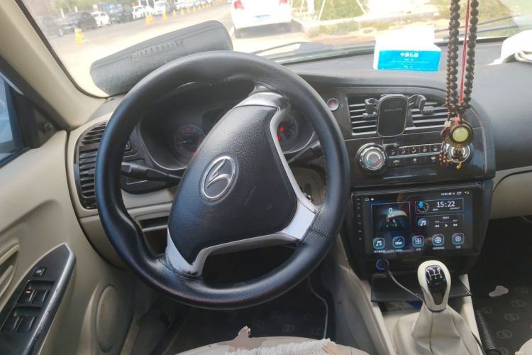 Used Soueast V3 Lingyue 2014 1.5L Manual Smart Edition Steering Wheel
