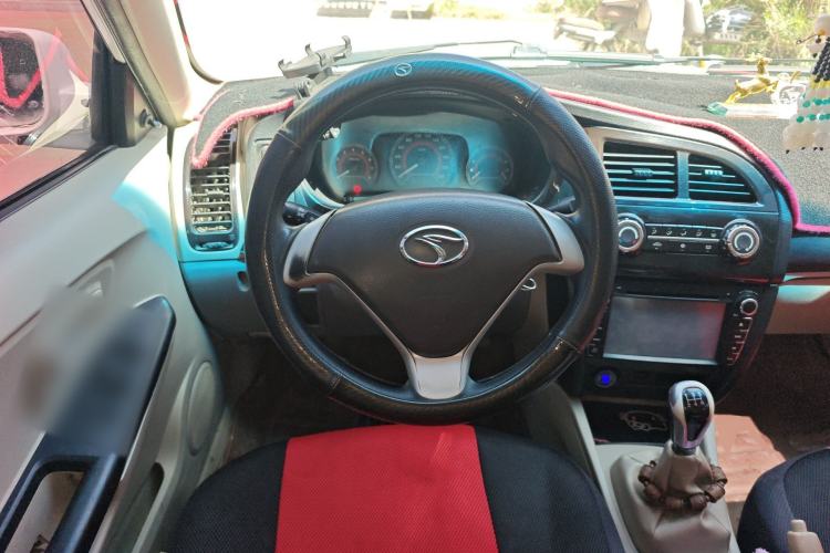 Used Soueast V3 Lingyue 2014 1.5L Manual Smart Edition Steering Wheel