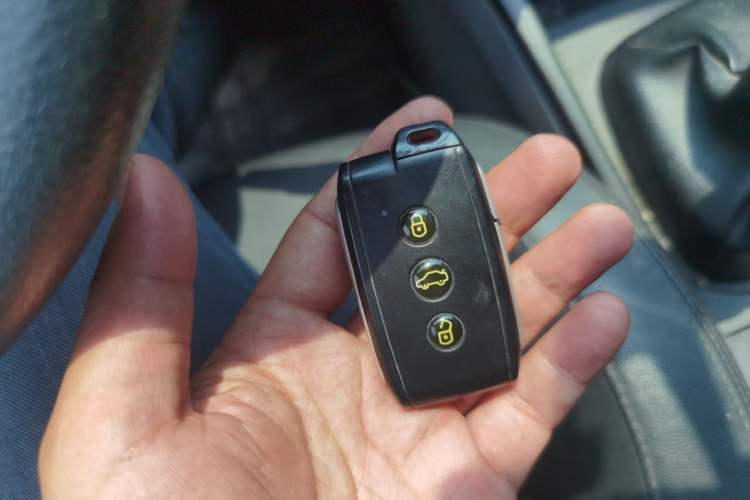 Used Soueast V3 Lingyue 2014 1.5L Manual Style Value Edition Vehicle Key