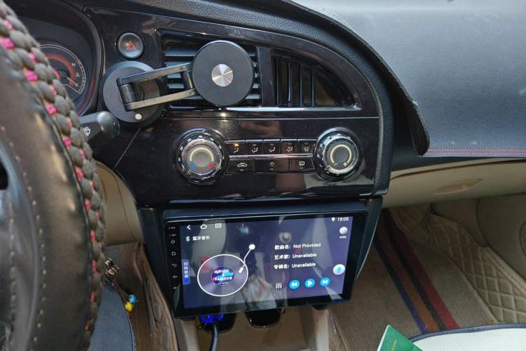 Used Soueast V3 Lingyue 2015 1.5L Manual Happiness Edition Audio And AC Panel