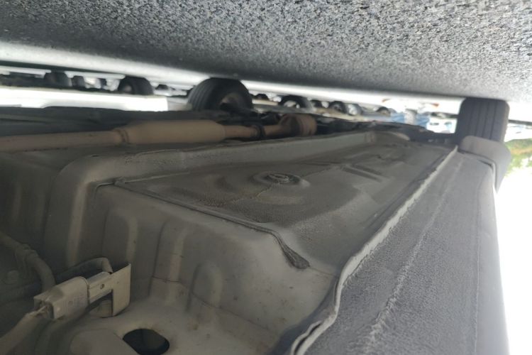 Used Soueast V3 Lingyue 2015 1.5L Manual Happiness Edition Chassis Front Right