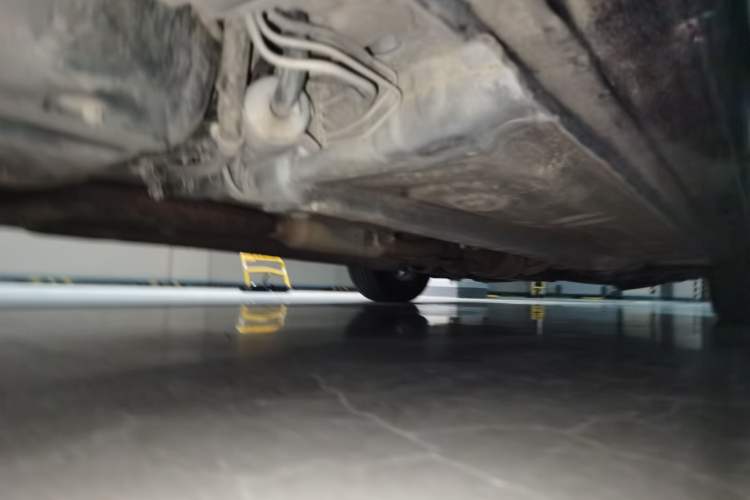 Used Soueast V3 Lingyue 2015 1.5L AMT Happiness Edition Chassis Rear Right