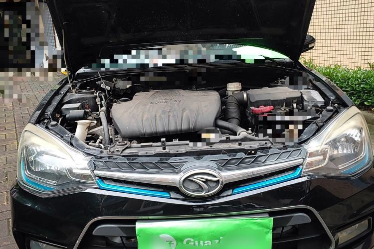 Used Soueast V3 Lingyue 2015 1.5L Manual Style Edition Engine Bay