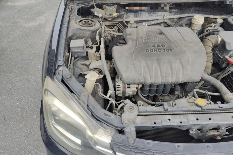Used Soueast V3 Lingyue 2015 1.5L Manual Happiness Edition Engine Bay Right