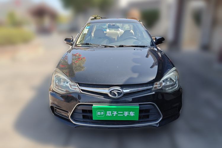 Used Soueast V3 Lingyue 2015 1.5L Manual Happiness Edition Front