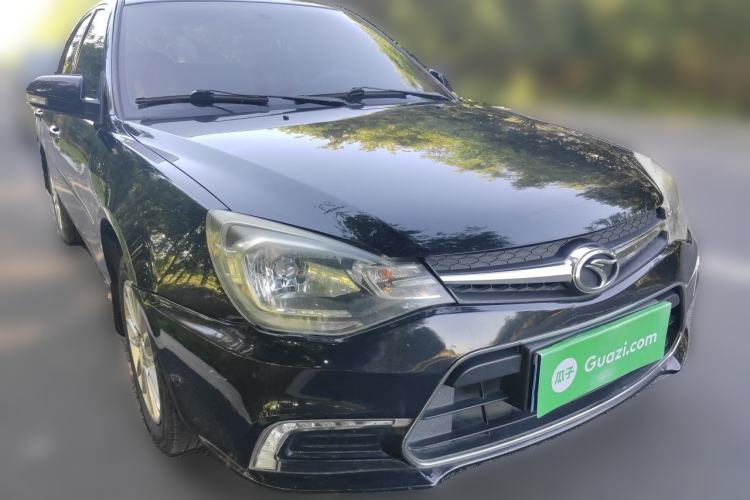 Used Soueast V3 Lingyue 2015 1.5L Manual Happiness Edition Front Right 45 Deg