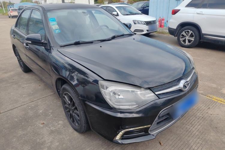 Used Soueast V3 Lingyue 2015 1.5L AMT Happiness Edition Front Right 45 Deg