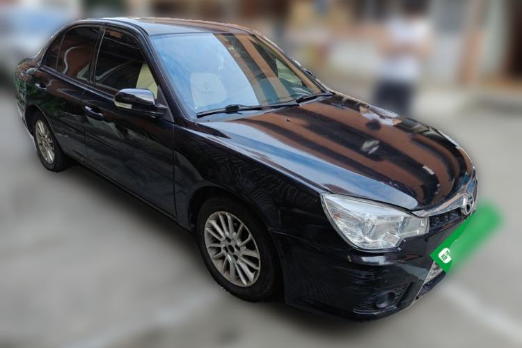 Used Soueast V3 Lingyue 2015 1.5L Manual Happiness Edition Front Right 45 Deg