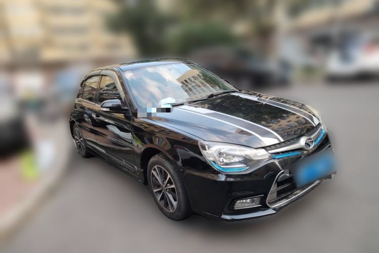 Used Soueast V3 Lingyue 2015 1.5L Manual Style Edition Front Right 45 Deg