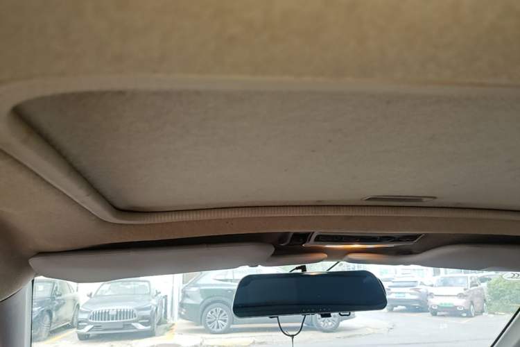 Used Soueast V3 Lingyue 2015 1.5L Manual Style Edition Headliner